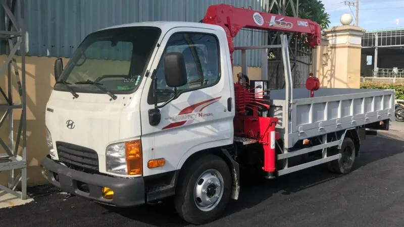 Sản phẩm xe cau tu hanh 2 tan 800x450 — Cẩu Vận Tải Long Giang - Công Ty TNHH Vận Tải Thương Mại Du Lịch Mai Long — MST 0104173913