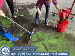 Sản phẩm ve sinh cong nghiep nha xuong 01 4 300x225 — Công Ty Cổ Phần Xây Dựng Và Vệ Sinh Hòa Mỹ — MST 0104289121