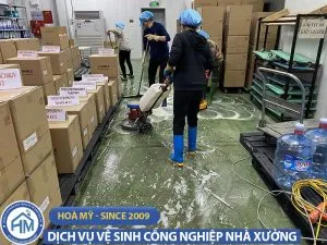 Sản phẩm ve sinh cong nghiep nha xuong 14 5 300x225 — Công Ty Cổ Phần Xây Dựng Và Vệ Sinh Hòa Mỹ — MST 0104289121