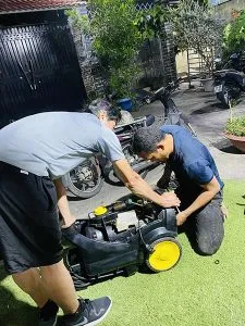 Sản phẩm Sua chua may rua xe karcher 1 225x300 — Công Ty Cổ Phần Xây Dựng Và Vệ Sinh Hòa Mỹ — MST 0104289121