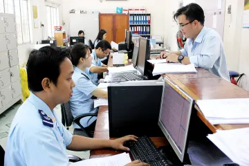 Sản phẩm hpl dich vu khai thue — Công Ty Cổ Phần Tiếp Vận Hòa Phát — MST 0104517191