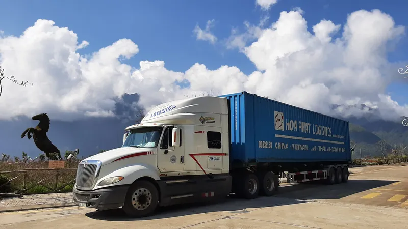 Sản phẩm m40 scaled — Công Ty Cổ Phần Tiếp Vận Hòa Phát — MST 0104517191