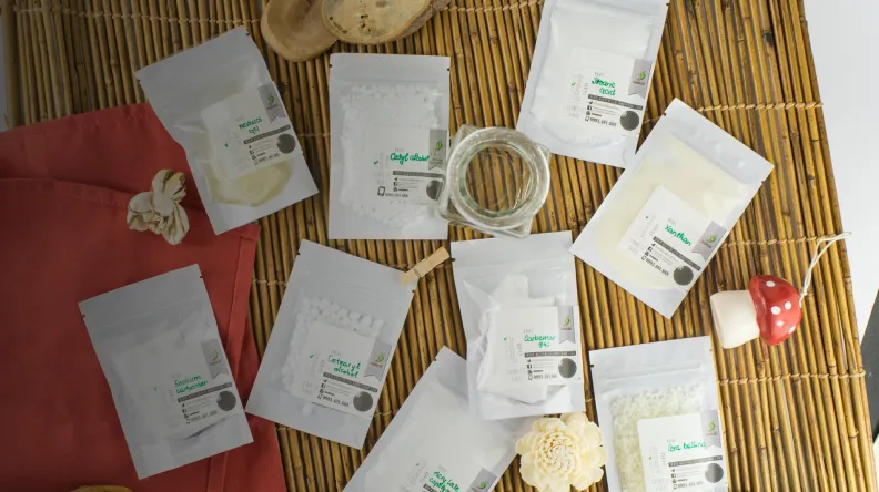 Sản phẩm cat 4 — Nguyên Liệu Mỹ Phẩm Khang Ngọc - Công Ty TNHH Khang Ngọc — MST 0104519054