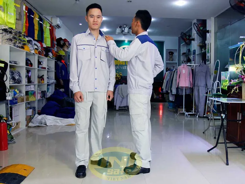 Sản phẩm 1477105818quan ao bao ho unisafe 3 — Công Ty Bảo Hộ Lao Động UNISAFE Việt Nam — MST 0104585353