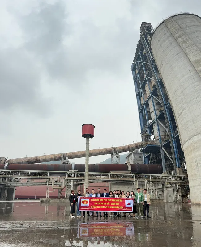 Sản phẩm z5266645757844_1b007b9fbb5d9d0e96d494db675faf33 — Công Ty Cổ Phần VLXD Minh Hạnh — MST 0104735672