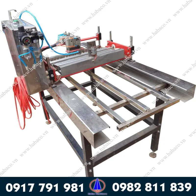 Sản phẩm May gieo hat nong nghiep — Công Ty TNHH Thương Mại Và Xây Dựng Công Nghệ Hà Bắc — MST 0104843879