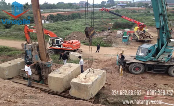Sản phẩm Thi cong cu Larsen cong trinh cau Bach Dang 1 — Công Ty Cổ Phần Hạ Tầng Việt Nam — MST 0104882765