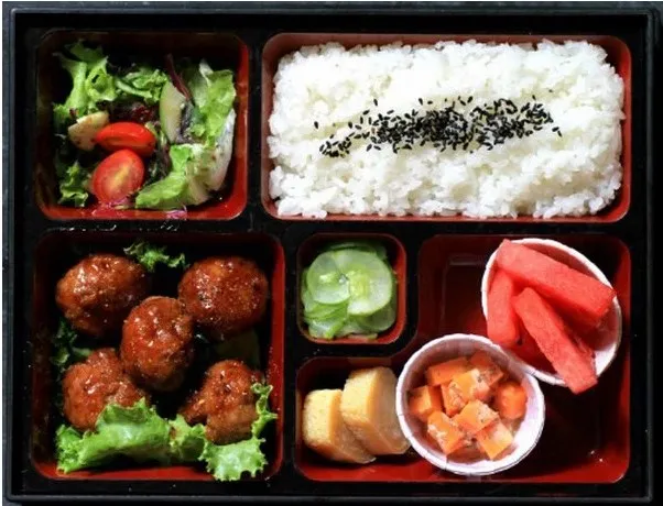 Sản phẩm Những yêu cầu về món ăn cho cơm văn phòng 1 — Suất Ăn Công Nghiệp Nhật Anh - Công Ty TNHH Thương Mại Và Dịch Vụ Xuất Nhập Khẩu
Nhật Anh — MST 0105168049