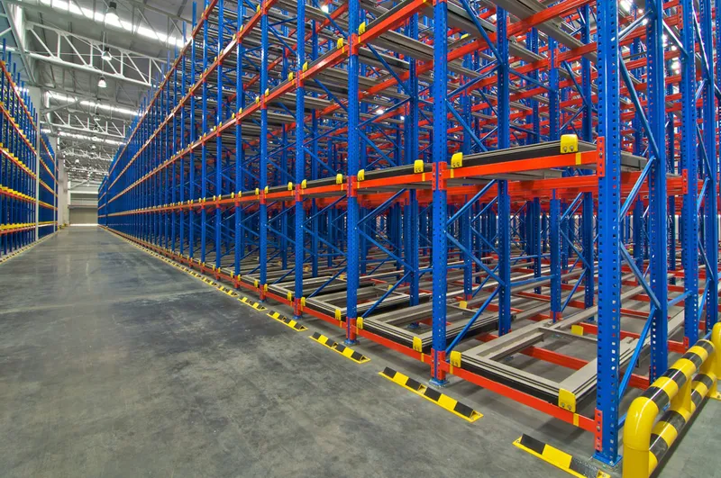 Sản phẩm push back racking — Công Ty Cổ Phần Tập Đoàn Vinatech Việt Nam — MST 0105201793
