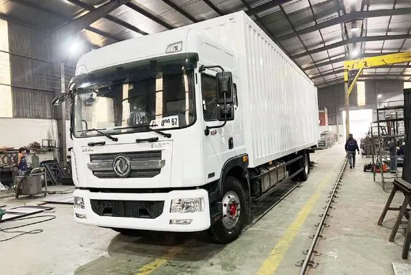 Sản phẩm xetaidongfengthungkin9m72_w4Mg953r — Công Ty TNHH Ô Tô Đông Phong Việt Nam — MST 0105246346