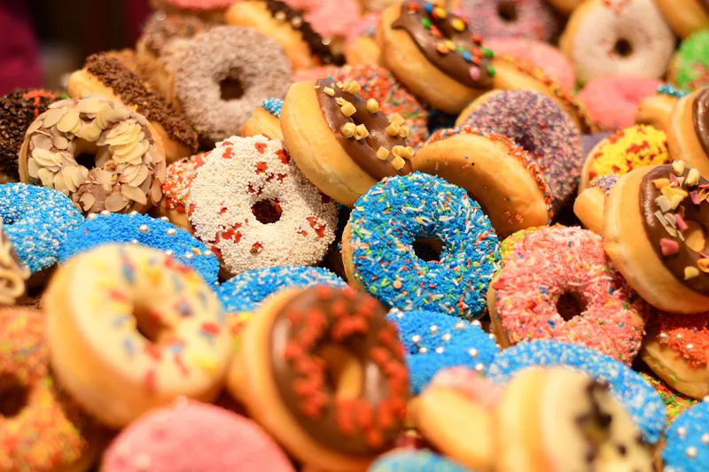 Sản phẩm donuts 2969490_1920 — Công Ty TNHH Innotech Materials Việt Nam — MST 0105256270