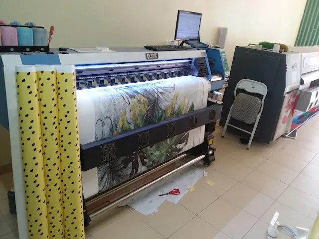 Sản phẩm in decal theo yeu cau chat luong cao — Công Ty TNHH Một Thành Viên BigColor Việt Nam — MST 0105272642
