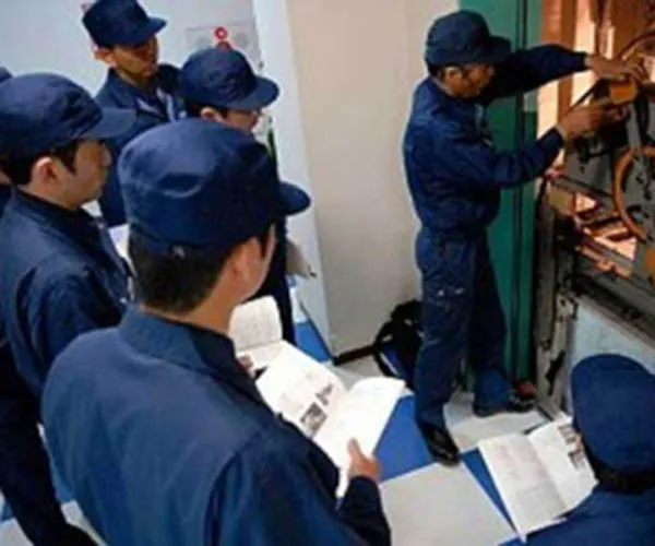 Sản phẩm bao tri va sua chua — Thang Máy Việt - Công Ty TNHH Phát Triển Công Nghệ Thông Minh Và Tự Động Hóa DTH — MST 0105287695