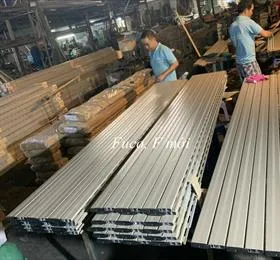 Sản phẩm cua cuon nhom fucodoor mau moi 16 — Công Ty Cổ Phần Fuco Hà Nội — MST 0105334313