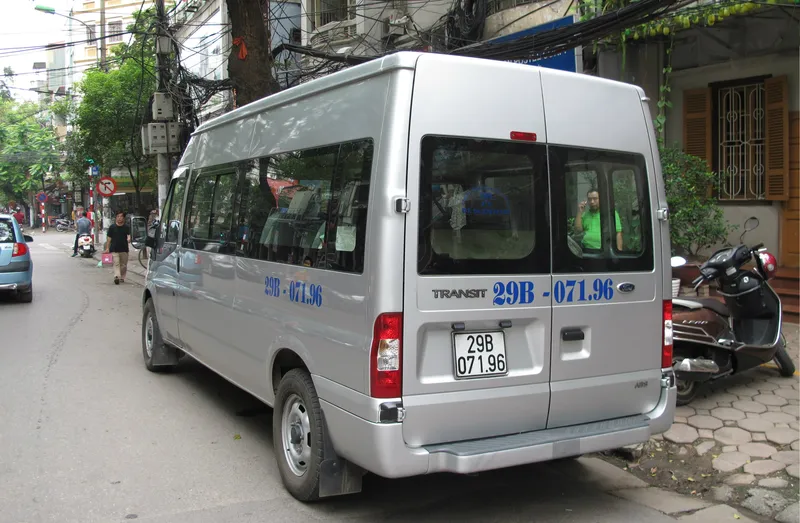 Sản phẩm Xe 16 cho   Ford transit.JPG — Công Ty TNHH TM Và Du Lịch Linh An — MST 0105451465