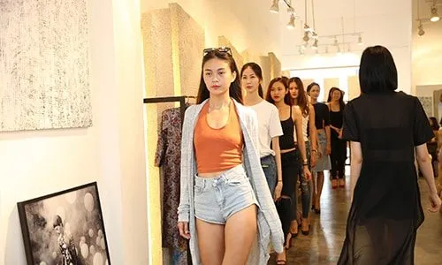 Sản phẩm nguoi mau no nuc chay so casting vietnam international fashion week c7 1461028235 width500height333 500x300 — Công Ty TNHH Truyền Thông Quốc Tế á Châu — MST 0105544261