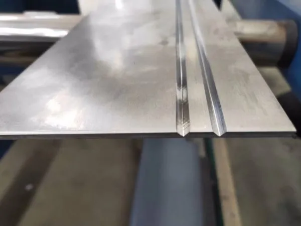 Sản phẩm Bao ranh V Inox HHT Metals 600x450 — Công Ty CP Cơ Khí và Thương Mại Thuận Phát Bắc Nam — MST 0105656906