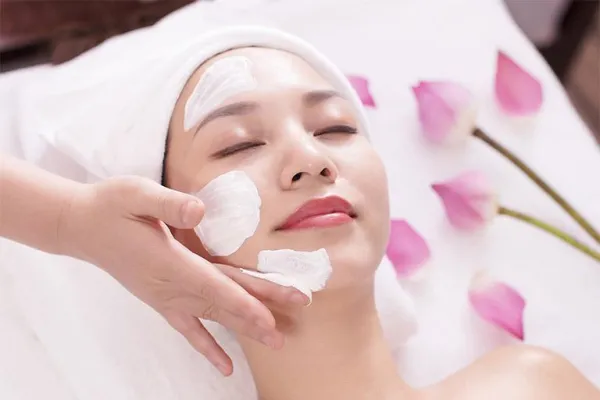 Sản phẩm 6 bi quyet lam dep hack tuoi cho nang luon tuoi tre — Công Ty TNHH Dịch Vụ Thương Mại Và Sản Xuất Phú Cường — MST 0105672136