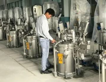 Sản phẩm co khi toan a canh khuay son inox 360x280 — Cơ Khí Toàn á - Công Ty Cổ Phần Chế Tạo Cơ Khí Toàn á — MST 0105779048
