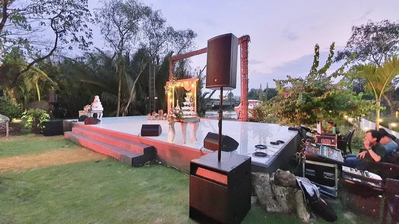 Sản phẩm dan am thanh dam cuoi 5 — Công Ty Cổ Phần Âm Thanh ánh Sáng Việt Mới — MST 0105817303