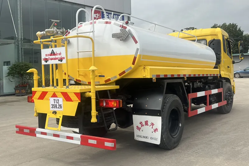 Sản phẩm gia xe phun nuoc rua duong dongfeng 9 khoi nhap khau — Công Ty TNHH Ô Tô Hải Âu — MST 0105859342