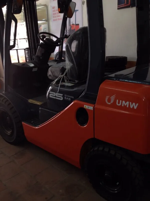 Sản phẩm xe nang dau 3000kg.JPG — Công Ty TNHH Xuất Nhập Khẩu Và Thương Mại Thuận Dũng — MST 0105893336