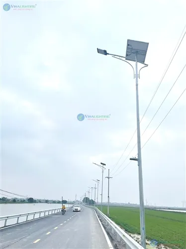 Sản phẩm big_he thong chieu sang bang nang luong mat troi tai ha noi — Công Ty TNHH Thương Mại Và Sản Xuất Việt Hải — MST 0105902439