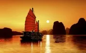 Sản phẩm Halong bay on night 178x110 — Công Ty TNHH Vận Tải Và Dịch Vụ Du Lịch Việt Nam — MST 0105903739