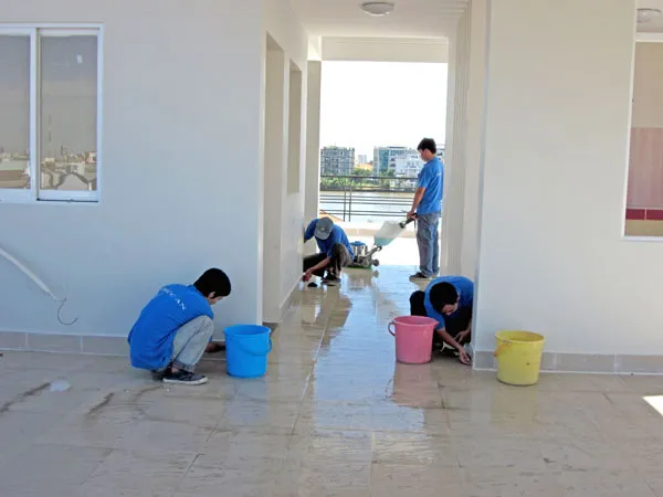 Sản phẩm ve sinh cong nghiep 01 — Công Ty TNHH Ngọc Gia Phong — MST 0105974458