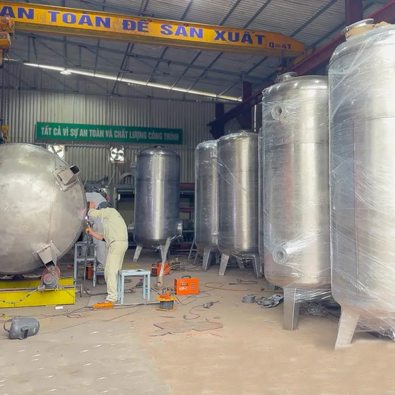 Sản phẩm gia cong bon be cong nghiep chat luong — Hệ Thống Xử Lý Nước Thải Việt Phát - Công Ty TNHH Thiết Bị Máy Và Công Nghệ Môi
Trường Việt Phát — MST 0105980275