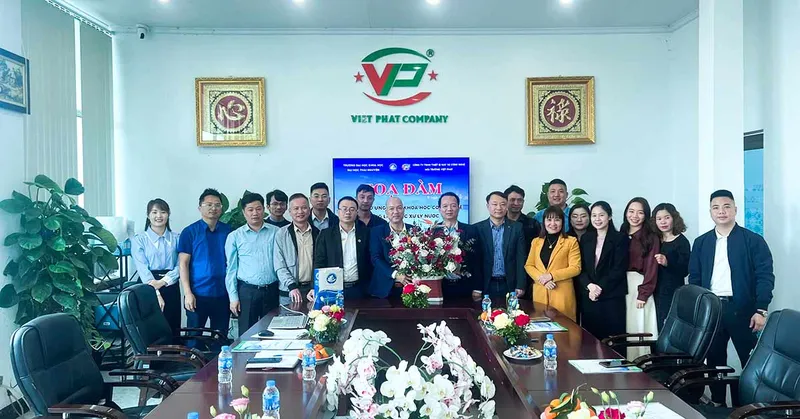 Sản phẩm toa dam nghien cuu ung dung khoa hoc cong nghe trong linh vuc xu ly nuoc 14 — Hệ Thống Xử Lý Nước Thải Việt Phát - Công Ty TNHH Thiết Bị Máy Và Công Nghệ Môi
Trường Việt Phát — MST 0105980275
