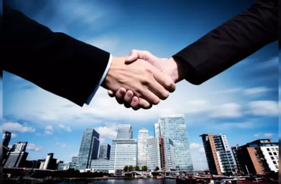 Sản phẩm tips to master the handshake 550x360 — Công Ty Cổ Phần Công Nghệ Và Dịch Vụ EPR — MST 0105983396