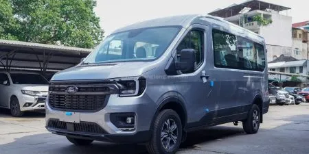 Sản phẩm ngoai that ford transit 16 cho trend mau bac moi 14 e1741837075148 450x225 — Công Ty TNHH MTV Kinh Doanh Ô Tô Thăng Long — MST 0106007541