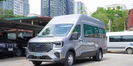 Sản phẩm ngoai that ford transit premium 18 tro mau bac moi 10 450x225 — Công Ty TNHH MTV Kinh Doanh Ô Tô Thăng Long — MST 0106007541