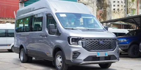 Sản phẩm ngoai that ford transit premium 18 tro mau bac moi 12 450x225 — Công Ty TNHH MTV Kinh Doanh Ô Tô Thăng Long — MST 0106007541