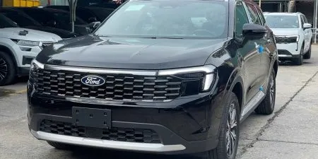Sản phẩm gia xe ford rend mau den moi 450x225 — Công Ty TNHH MTV Kinh Doanh Ô Tô Thăng Long — MST 0106007541