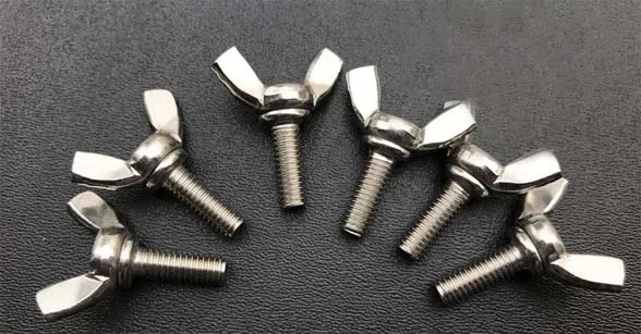 Sản phẩm bu long tai hong inox[1] — Công Ty TNHH Đầu Tư & Thương Mại TLC Việt Nam — MST 0106009651