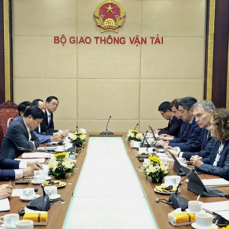 Sản phẩm BO GIAO THONG VAN TAI 1024x1024 — Công Ty Cổ Phần ADEMAX — MST 0106062951
