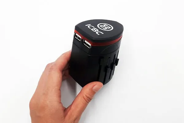 Sản phẩm adapter travel tien ich av — Công Ty TNHH Đầu Tư Và Thương Mại AAA Việt Nam — MST 0106070913