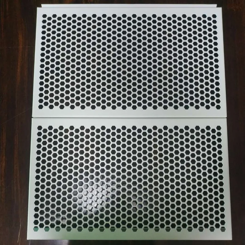 Sản phẩm perforated metal ceiling09 — Công Ty CP Tư Vấn Kiến Trúc Và Xây Dựng Việt á — MST 0106071794