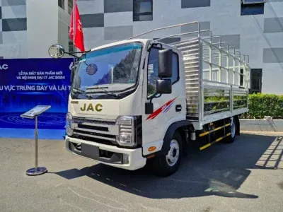 Sản phẩm Jac N250S E5 Thung bat 400x300 — Công Ty Cổ Phần Xuất Nhập Khẩu Ô Tô Giải Phóng — MST 0106078327