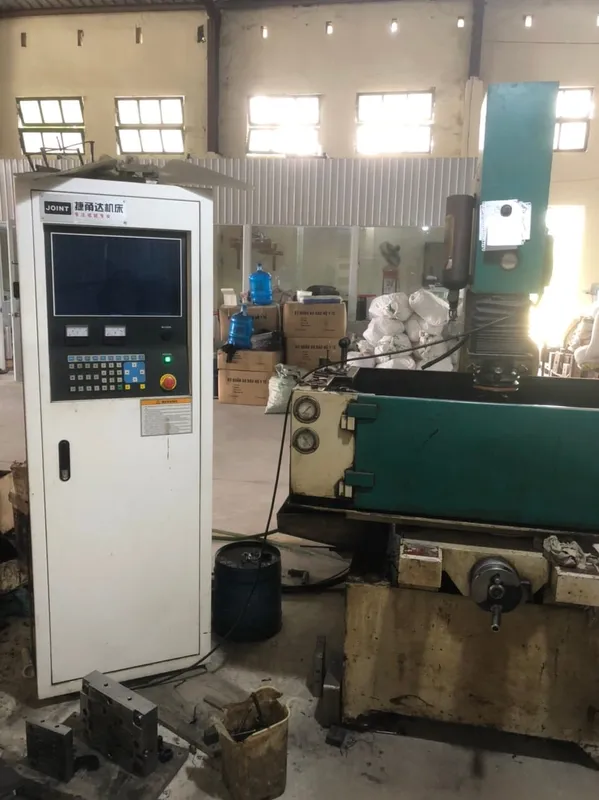 Sản phẩm z3411568457282_dccd3b977ebca666243e97839070ba4a — Công Ty TNHH Cơ Khí Chế Tạo Khuôn Mẫu H & H — MST 0106086261