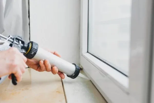 Sản phẩm Keo silicon 600x400 — Keo Dán Hichem - Công Ty TNHH Hichem Việt Nam — MST 0106087794