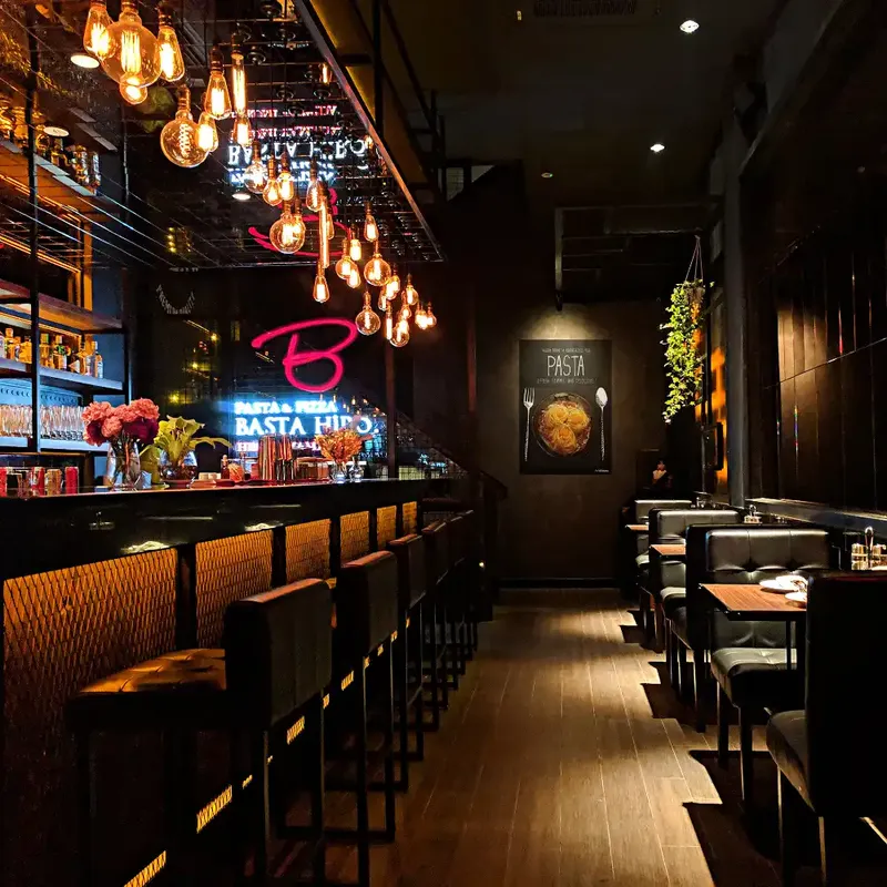 Sản phẩm ban ghe bar — Nội Thất T79 - Công Ty TNHH Sản Xuất Và Thương Mại T79 — MST 0106127373