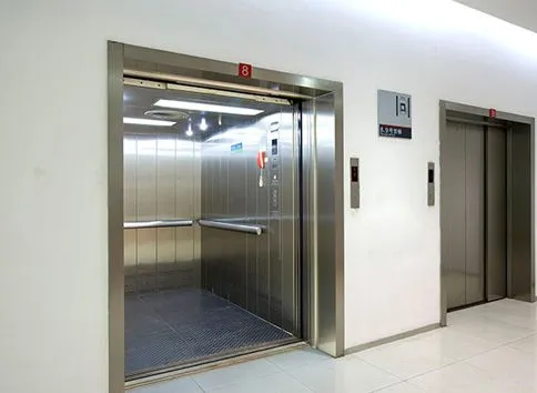 Sản phẩm thang may tai hang 1 — Thang Máy VETECH - Công Ty CP Thiết Bị Và Công Nghệ VETECH Việt Nam — MST 0106223655