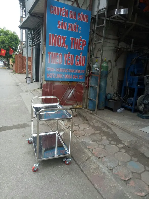 Sản phẩm xe day hang inox 4 banh 2 tang — Công Ty TNHH Cơ Khí Đức Tuấn — MST 0106313732