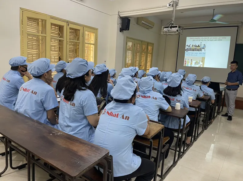 Sản phẩm z4662213875311_de42776e9fbef136445e9b4e069f3315 — Công Ty TNHH Phát Triển Thương Mại Và Dịch Vụ Nhật An — MST 0106333471