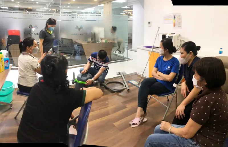 Sản phẩm vesinh ninhbinhweb top DSXT0UwMId — Vệ Sinh Công Nghiệp HouseCare Việt Nam - Công ty TNHH Kinh Doanh Dịch Vụ
HouseCare Việt Nam — MST 0106341659