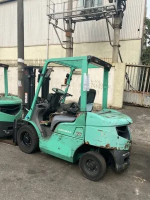 Sản phẩm MS 25T 1 300x400 — Xe Nâng Hàng Hà Mai - Công Ty TNHH Xuất Nhập Khẩu Hà Mai — MST 0106379532