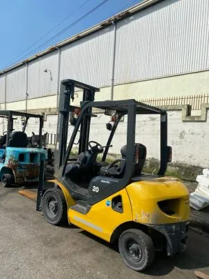Sản phẩm 2 1 1 300x400 — Xe Nâng Hàng Hà Mai - Công Ty TNHH Xuất Nhập Khẩu Hà Mai — MST 0106379532